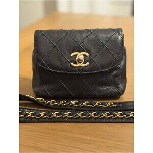 CHANEL Vintage Waist Bag Fanny Pack CC Lambskin Waist Bag Pouch Bum Bag